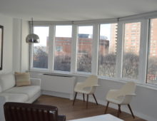 <strong>295 Greenwich St. #6H    <span style="color: #449967;">$8,000</span><br><br></strong>